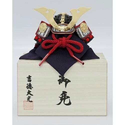 特製小型兜(桐箱入り)「大鍬形」8号 モダン かわいい 人気 おしゃれ