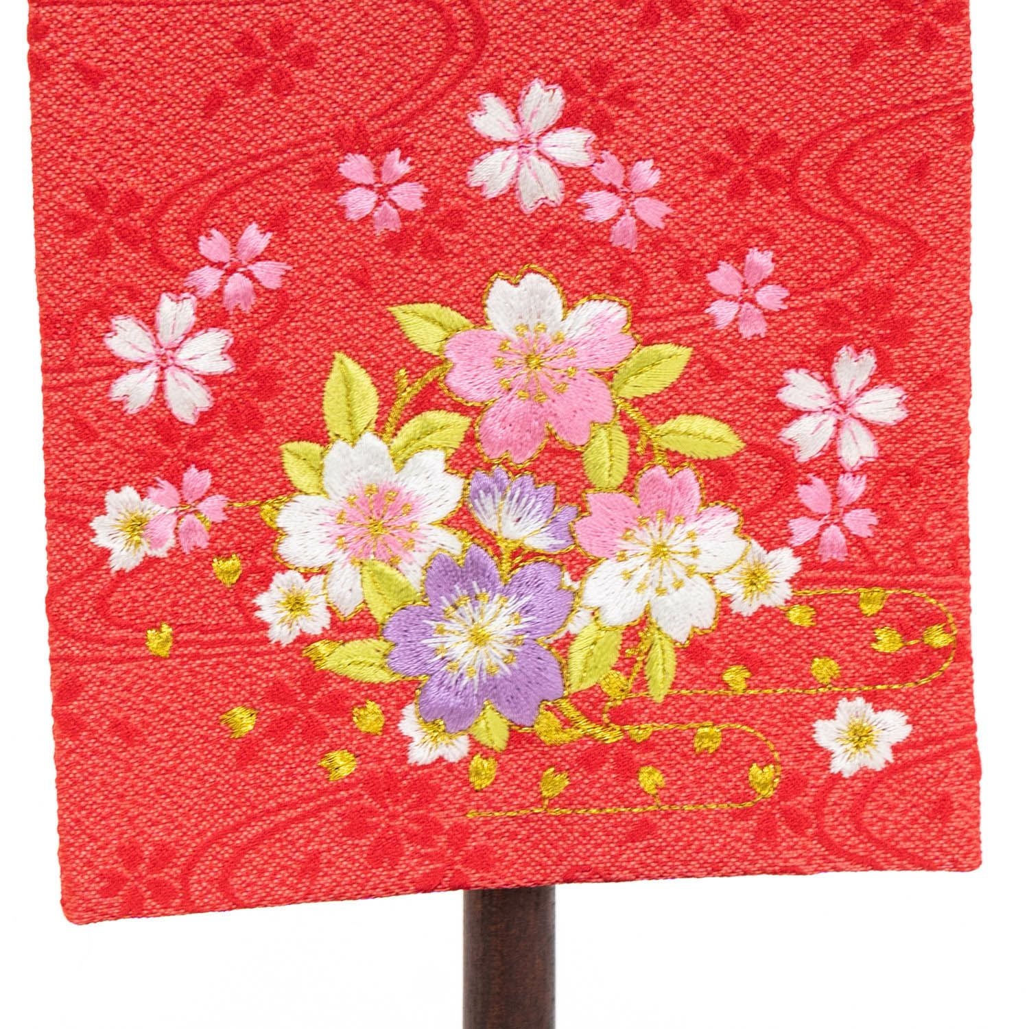 雛人形】名前旗 金糸刺繍 桜リース 朱(小) | 雛人形（ひな人形）・五月