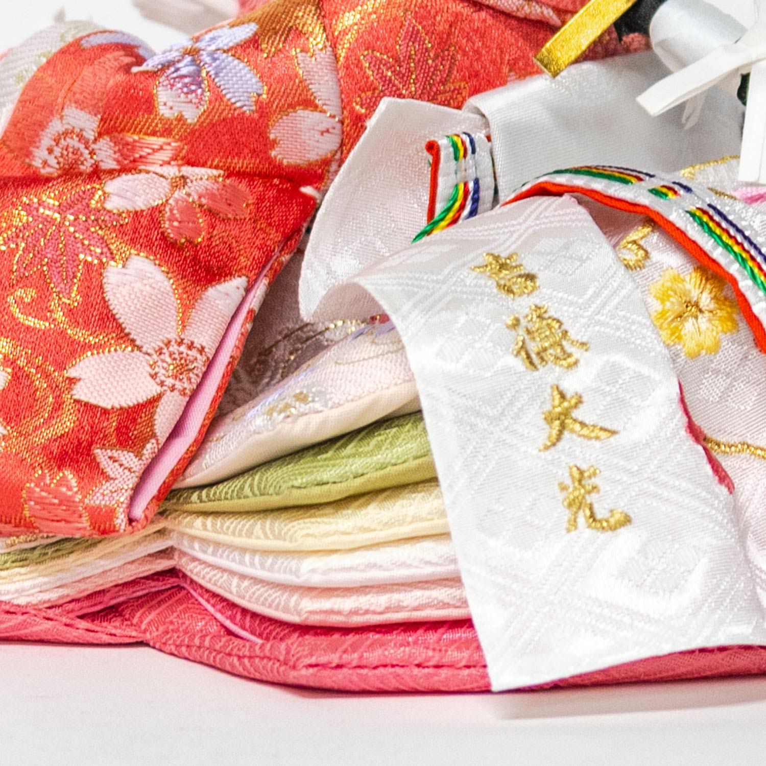 雛人形】芥子親王飾り 春彩 | 雛人形（ひな人形）・五月人形の吉徳