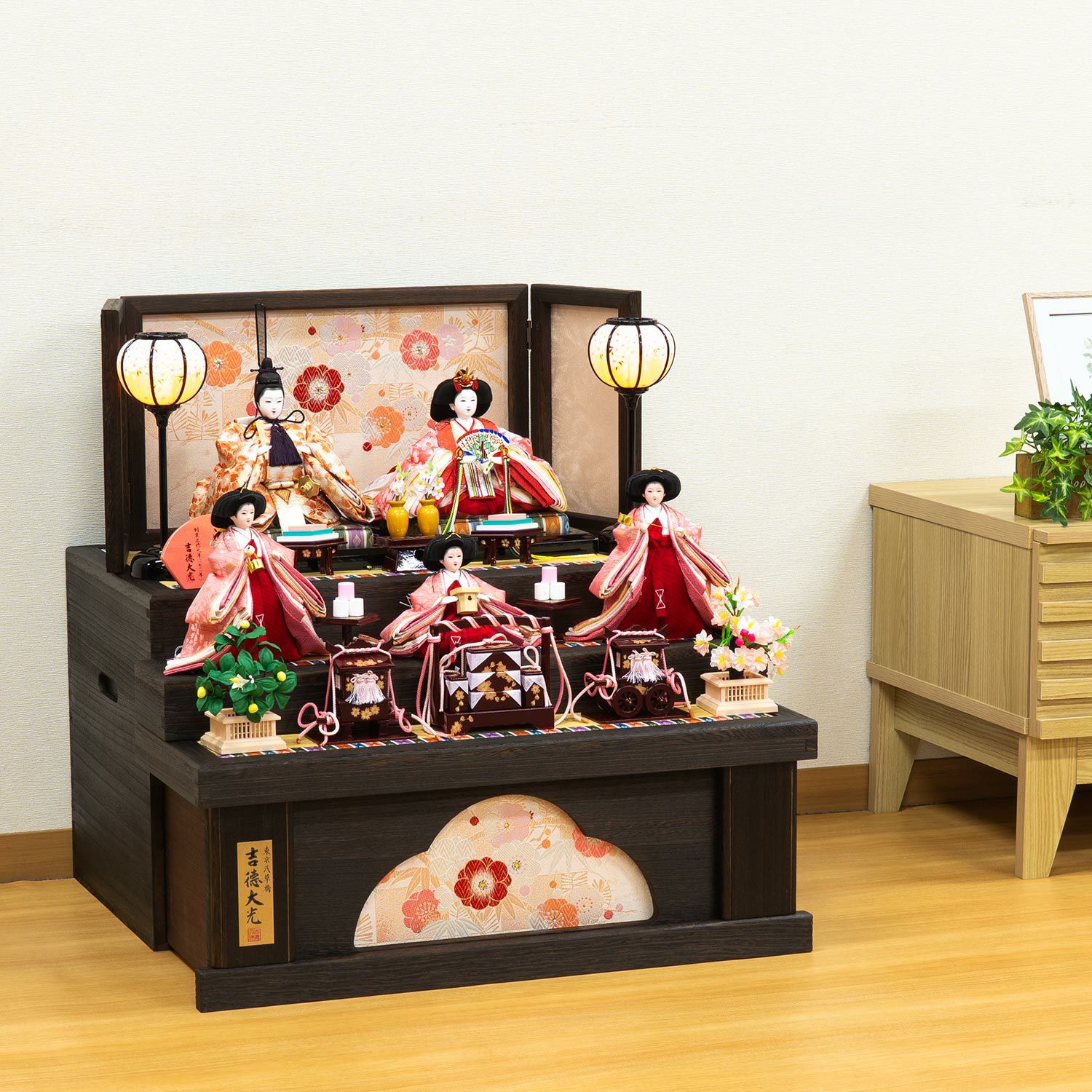 収納箱飾り 商品一覧 | 雛人形（ひな人形）・五月人形の吉徳