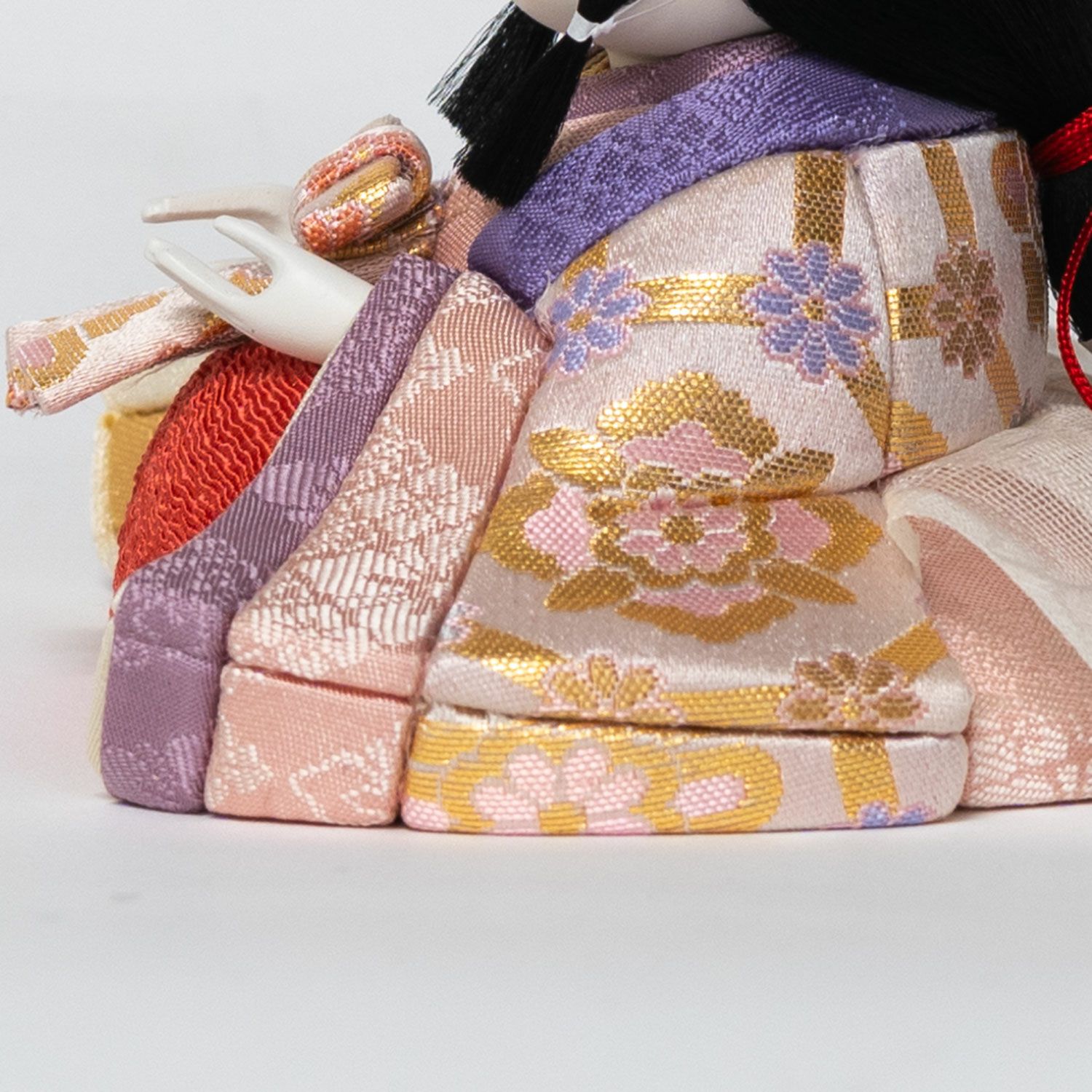 雛★カラフル花々に小鳥模様　落款有　クリーム色　1HY37 usagiiimage-e1664949590684.jpg
