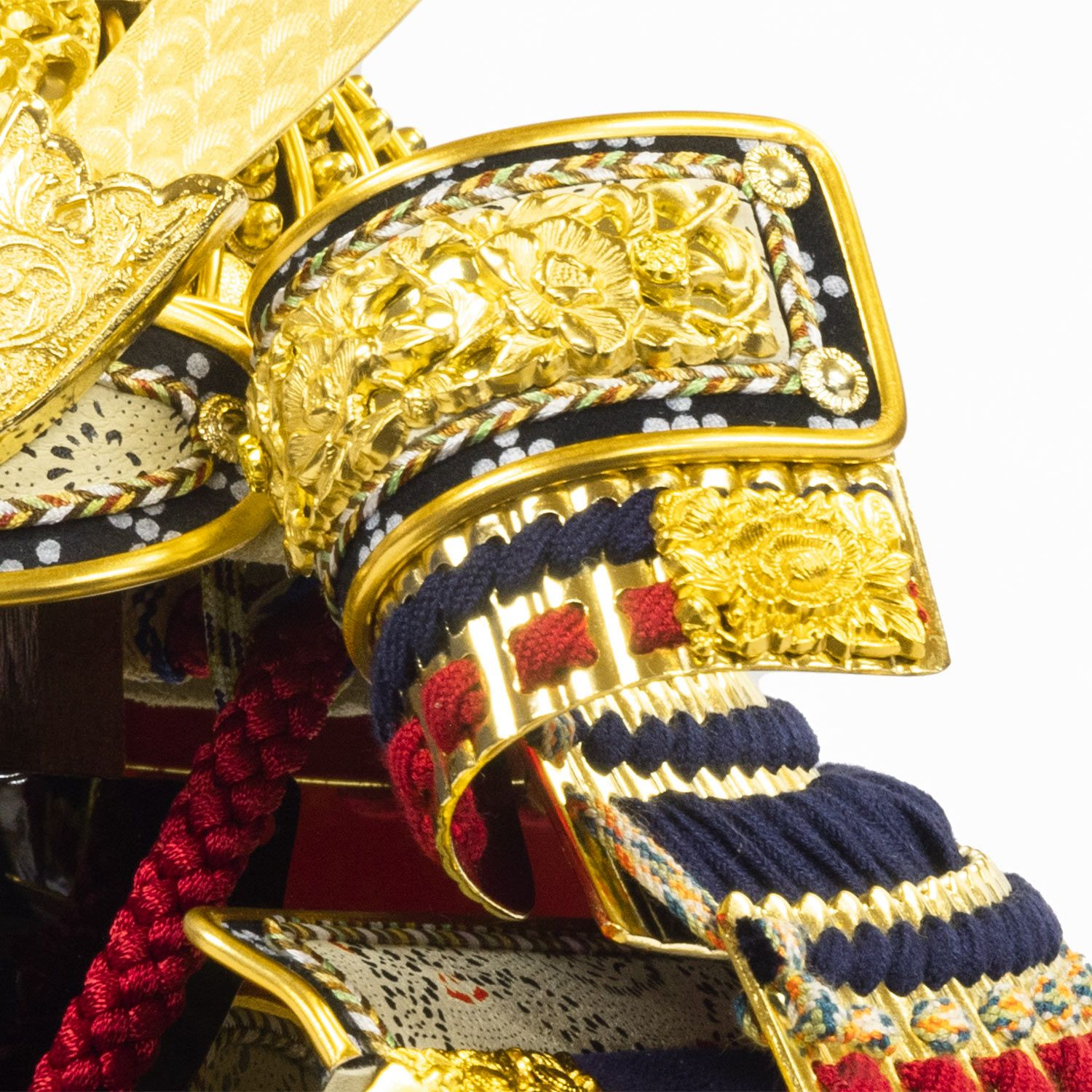 五月人形】正絹紺肩取縅 純金箔押鎧8号床飾り 平安道齋作 | 雛人形