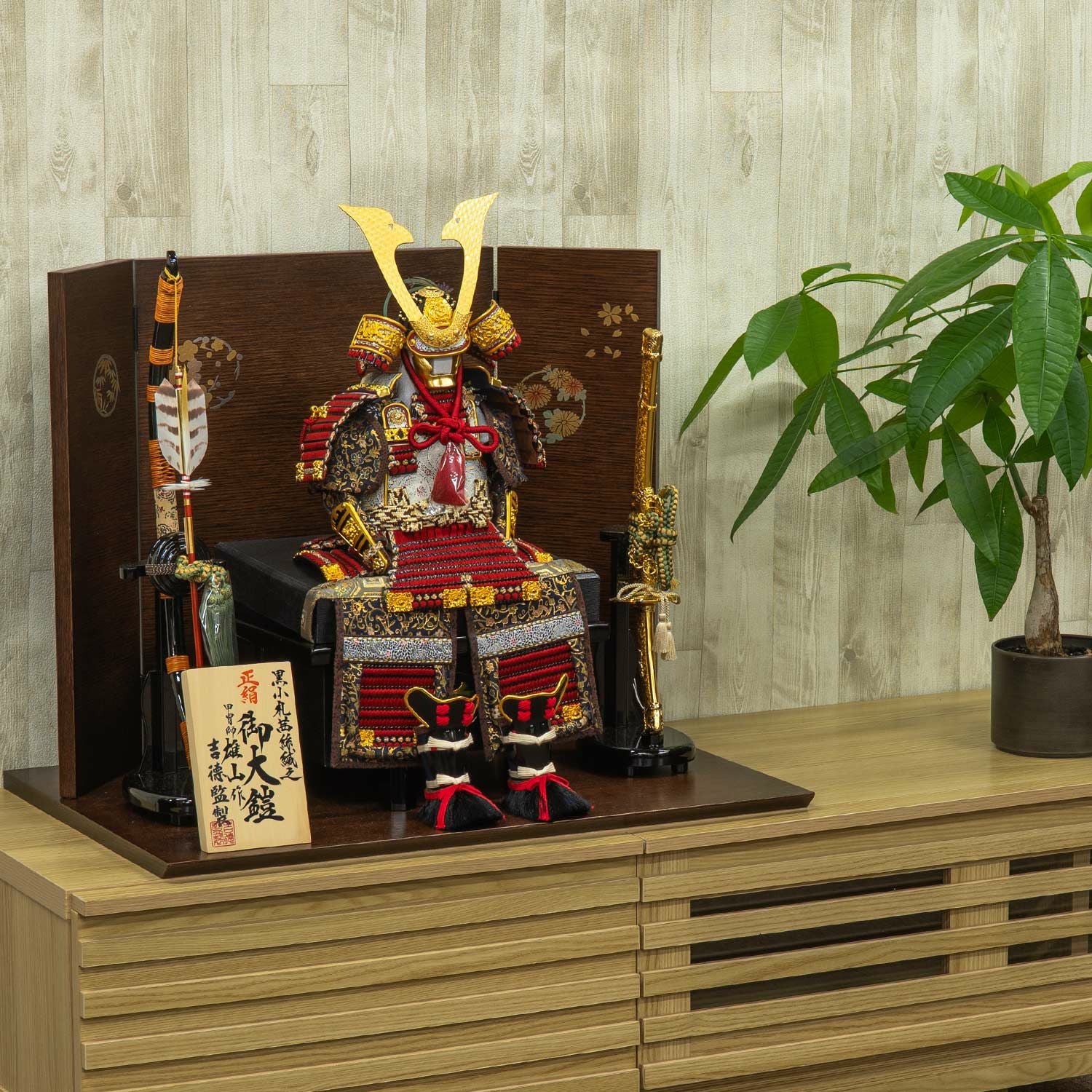 五月人形 | 【公式】吉徳の人形 オンラインショップ