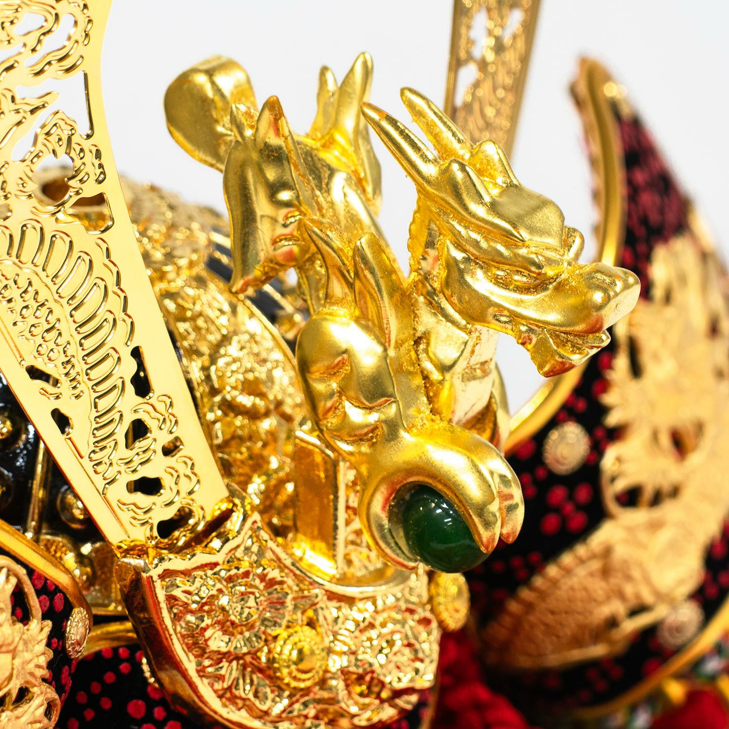 五月人形】飛龍之兜8号収納箱飾り | 雛人形（ひな人形）・五月人形の