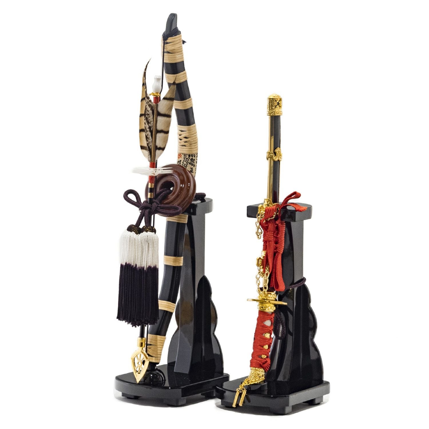 五月人形】正絹赤絲縅 兜10号床飾り 雄山作 | 雛人形（ひな人形）・五