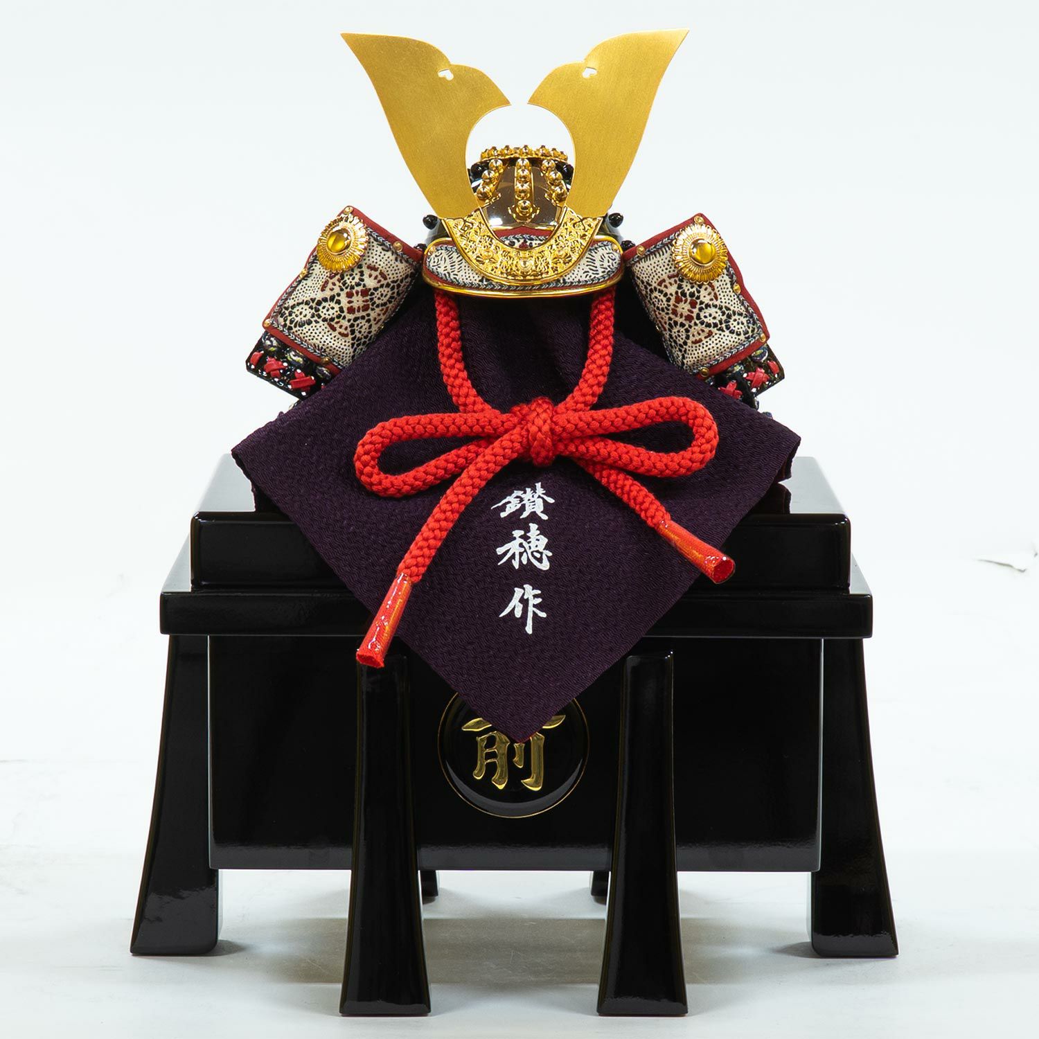 五月人形】小桜革縅 和紙小札1/4兜床飾り 小柴鑚穂作 | 雛人形