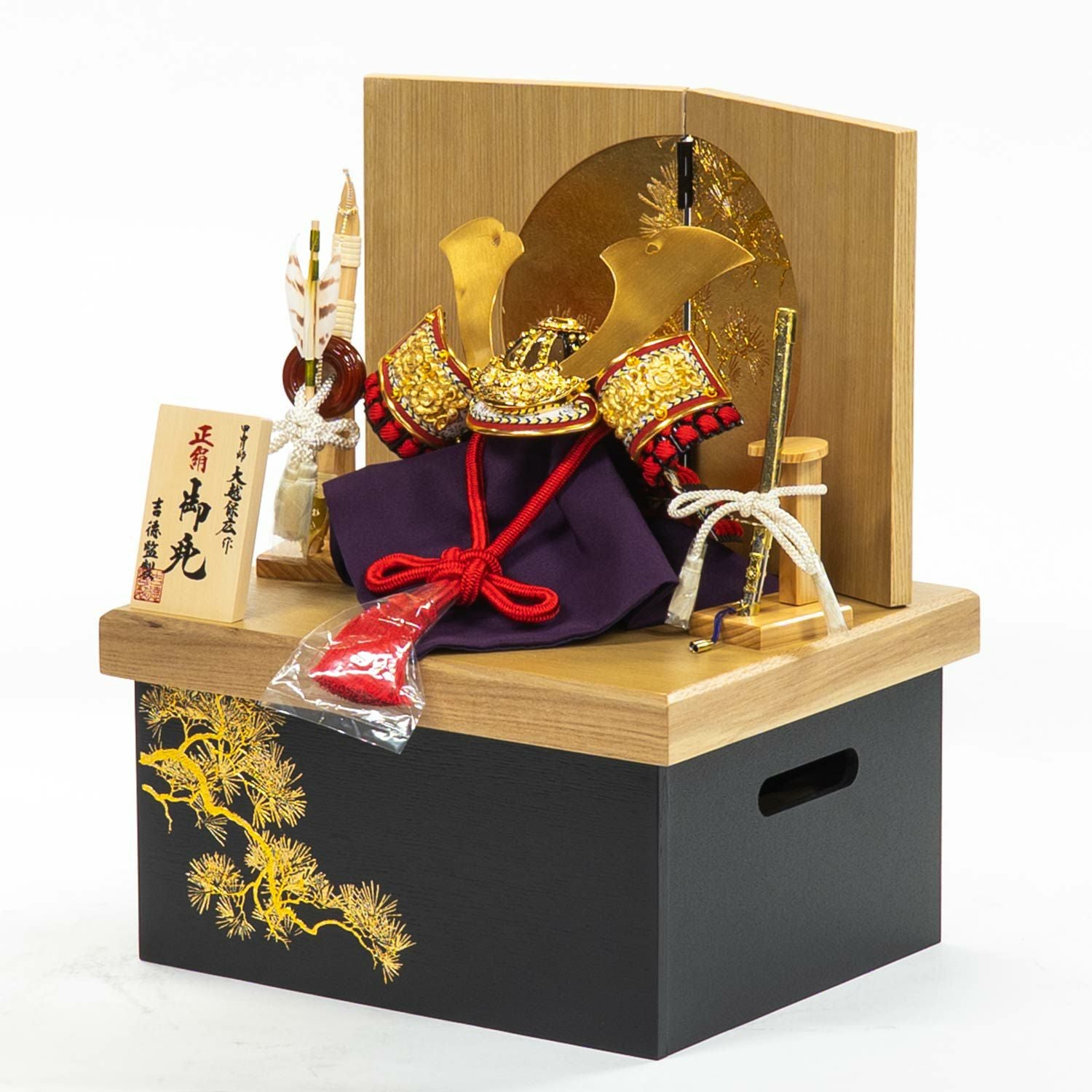 五月人形】正絹赤絲縅 兜5号収納箱飾り 大越保広作 | 雛人形（ひな人形
