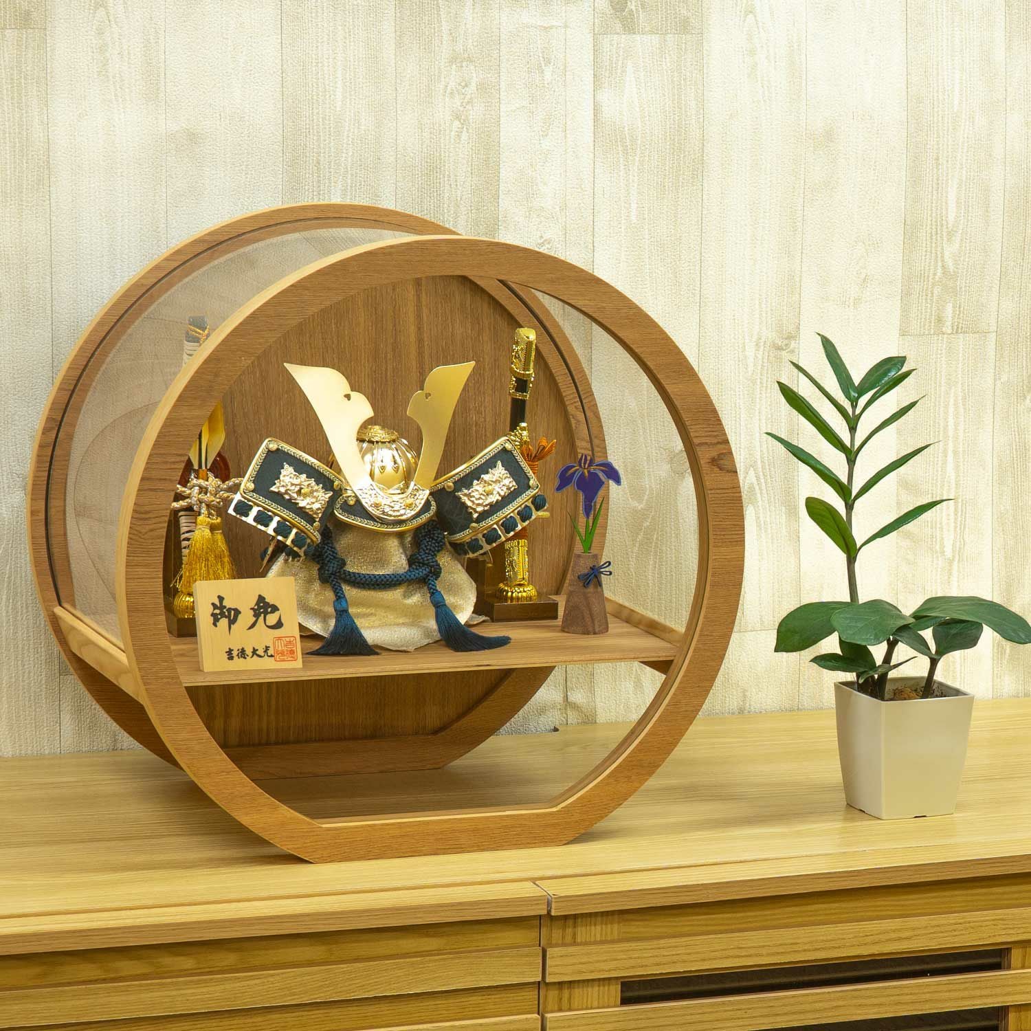 ケース入り飾り 商品一覧 | 雛人形（ひな人形）・五月人形の吉徳