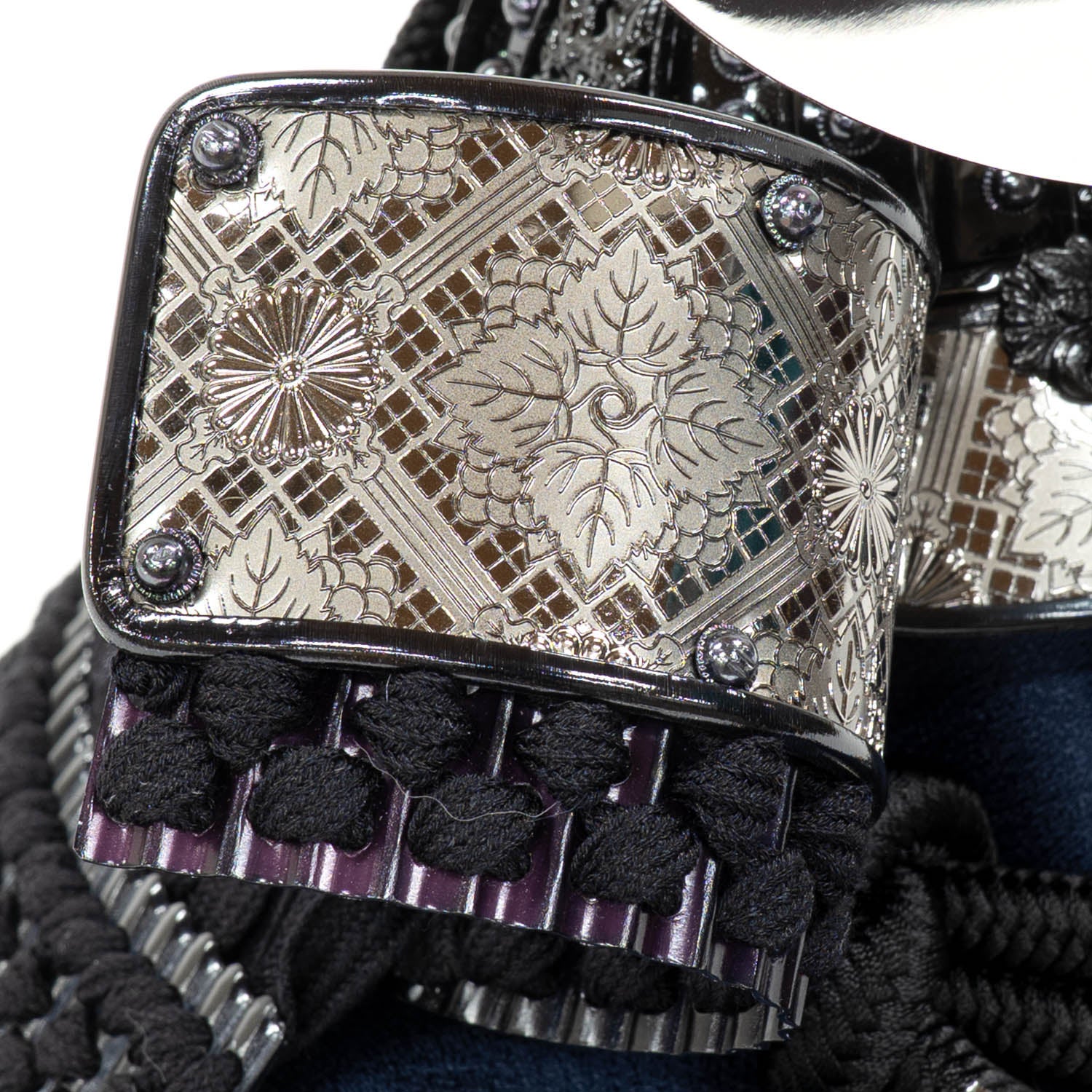 五月人形】黒絲縅 上杉謙信公 兜8号床飾り | 雛人形（ひな人形）・五月