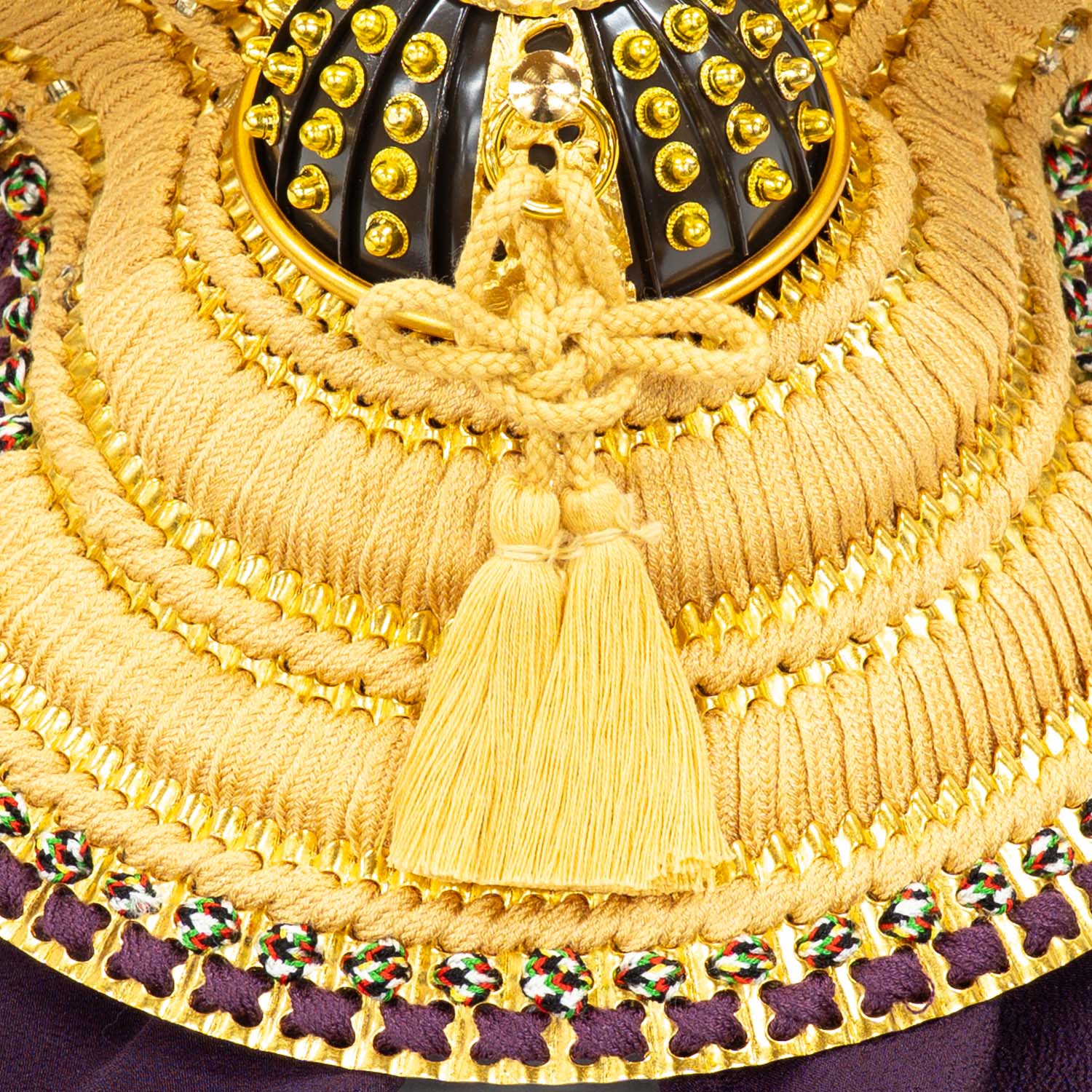 五月人形】正絹緋絲縅 純金箔押兜6号収納箱飾り | 雛人形（ひな人形