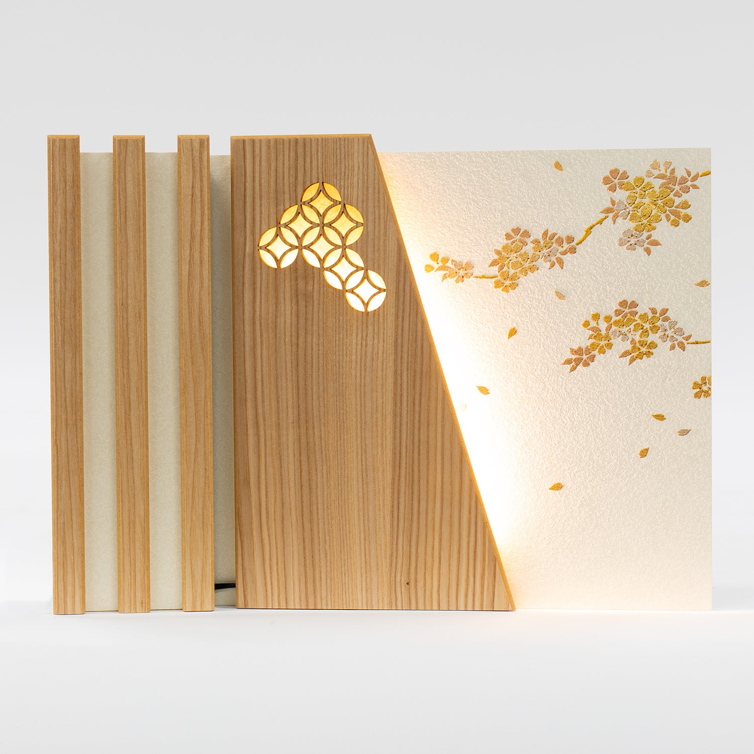 五月人形】正絹緋絲縅 純金箔押兜6号収納箱飾り | 雛人形（ひな人形