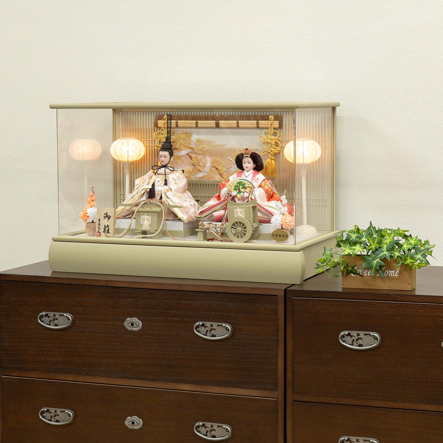 ケース飾り 商品一覧 | 雛人形（ひな人形）・五月人形の吉徳