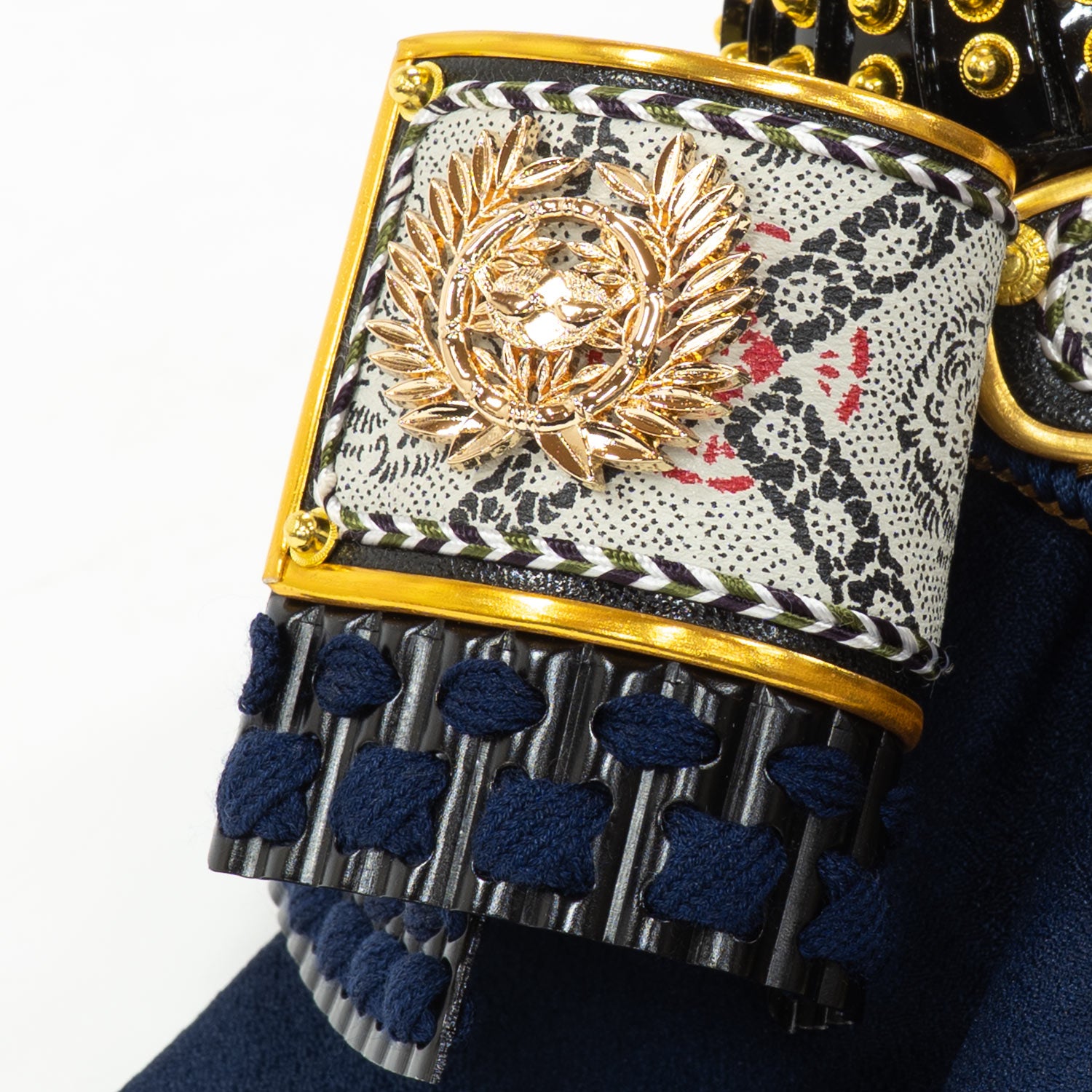 gaolanglingnai様に売約済み　美品✨️　5月人形　久月　伊達政宗 楽天市場】五月人形 コンパクト 久月 伊達政宗 兜収納飾り 兜飾り 上原